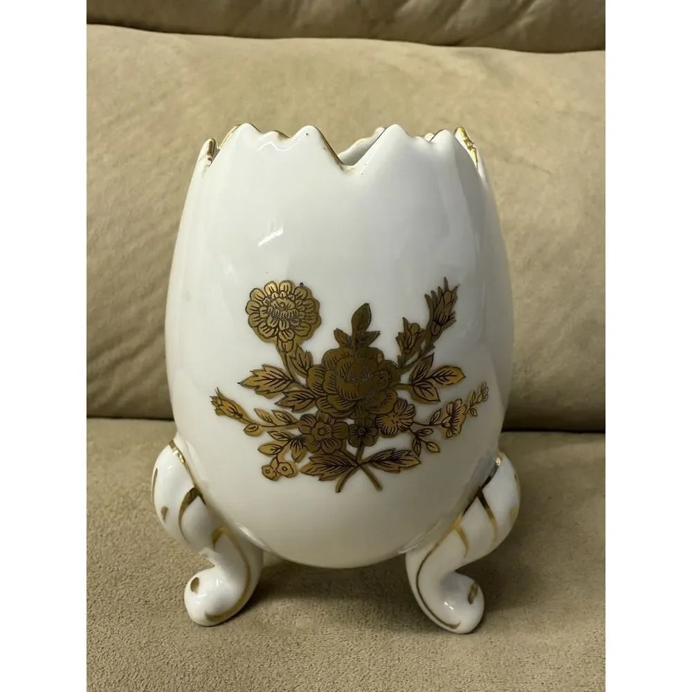 Vintage Napcoware Footed Egg Shape Vase. Gold & Black Flowers. Gold Trim 6